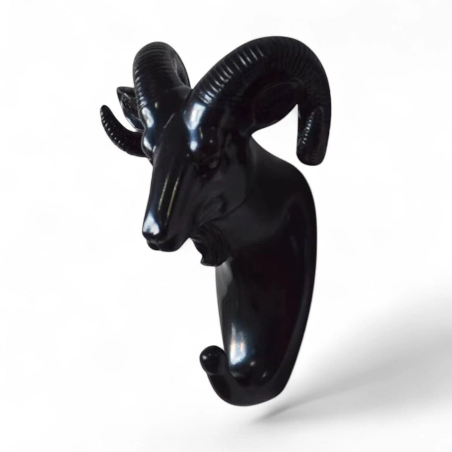 Animal Wall Hook – Vintage Resin Deer Head Hanger for Decor Geniogoods