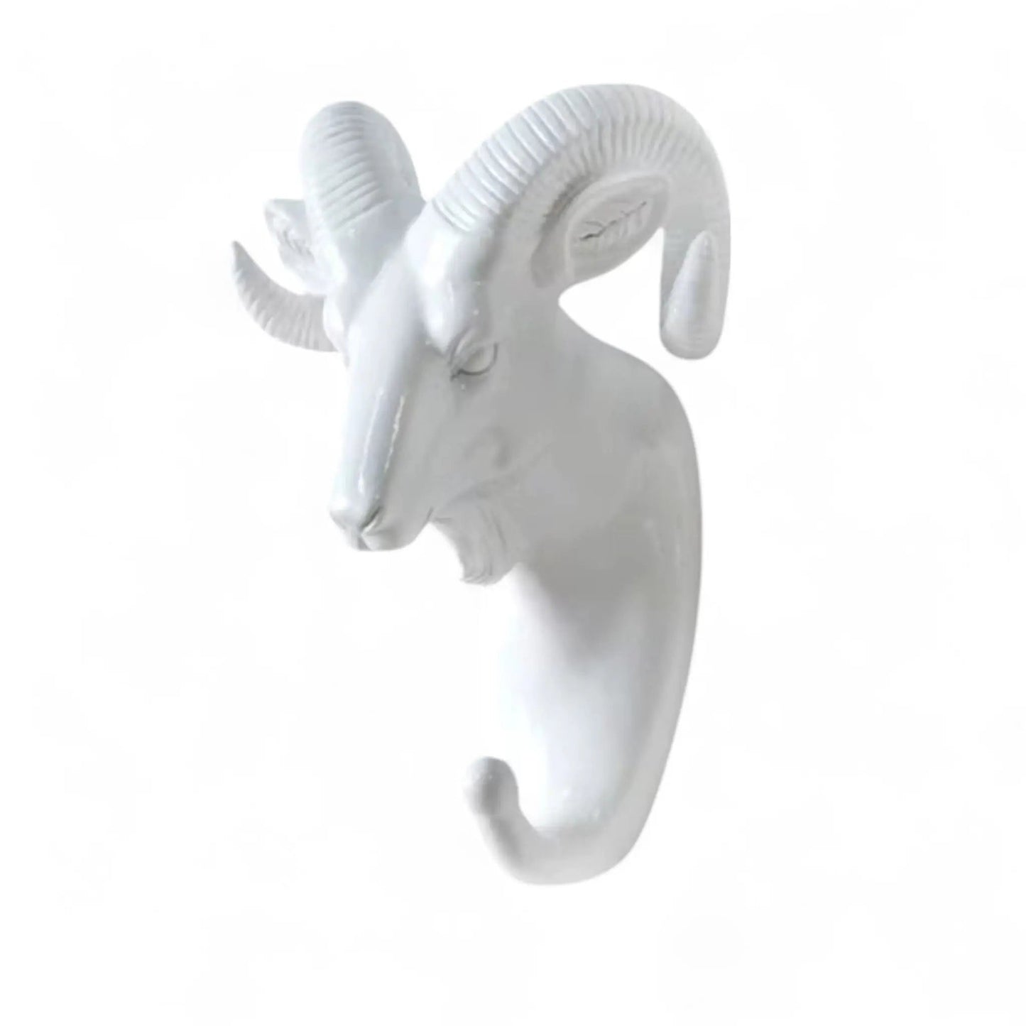 Animal Wall Hook – Vintage Resin Deer Head Hanger for Decor Geniogoods