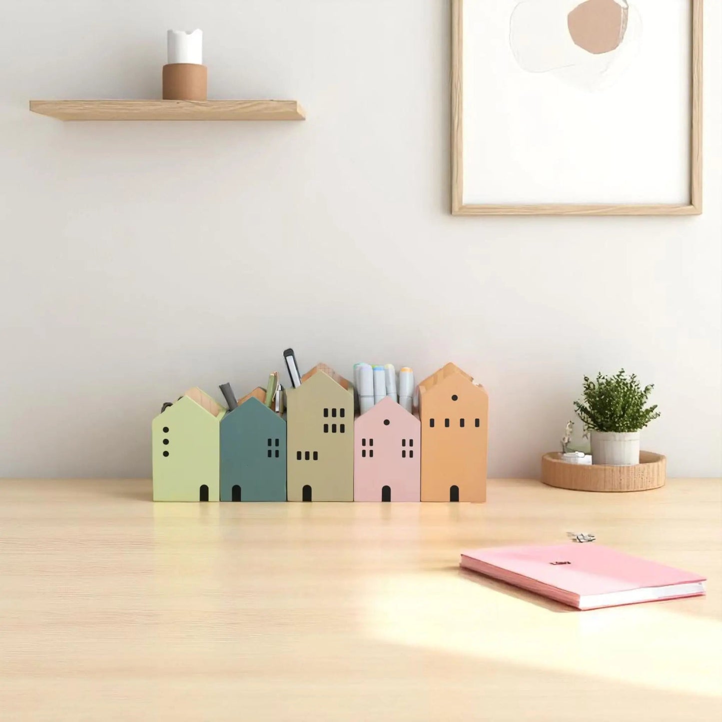 Cartoon house pencil holder – cute wooden pen & brush organizer Geniogoods