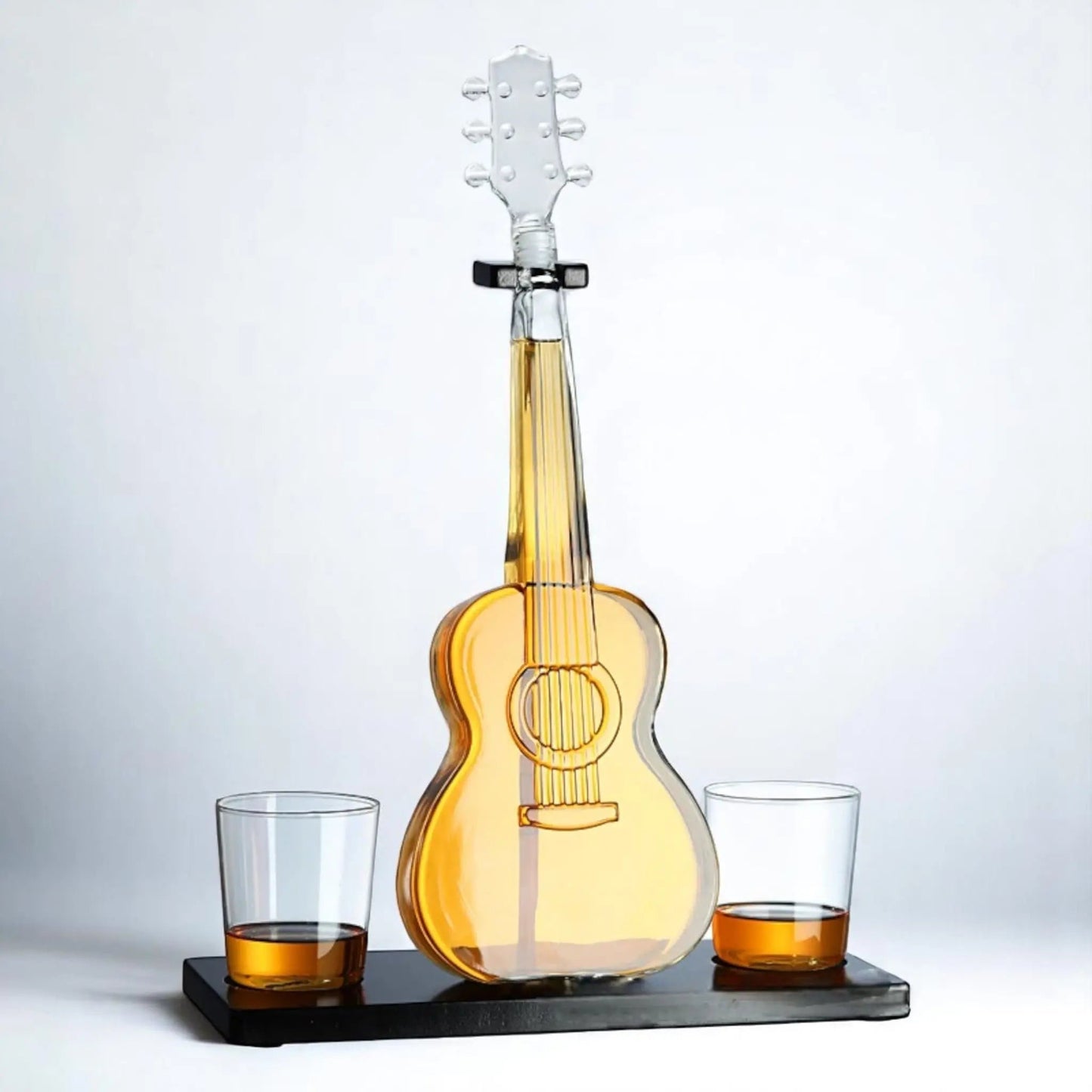 Guitar Whiskey Decanter – 1000ml Borosilicate Bottle with Stand Geniogoods