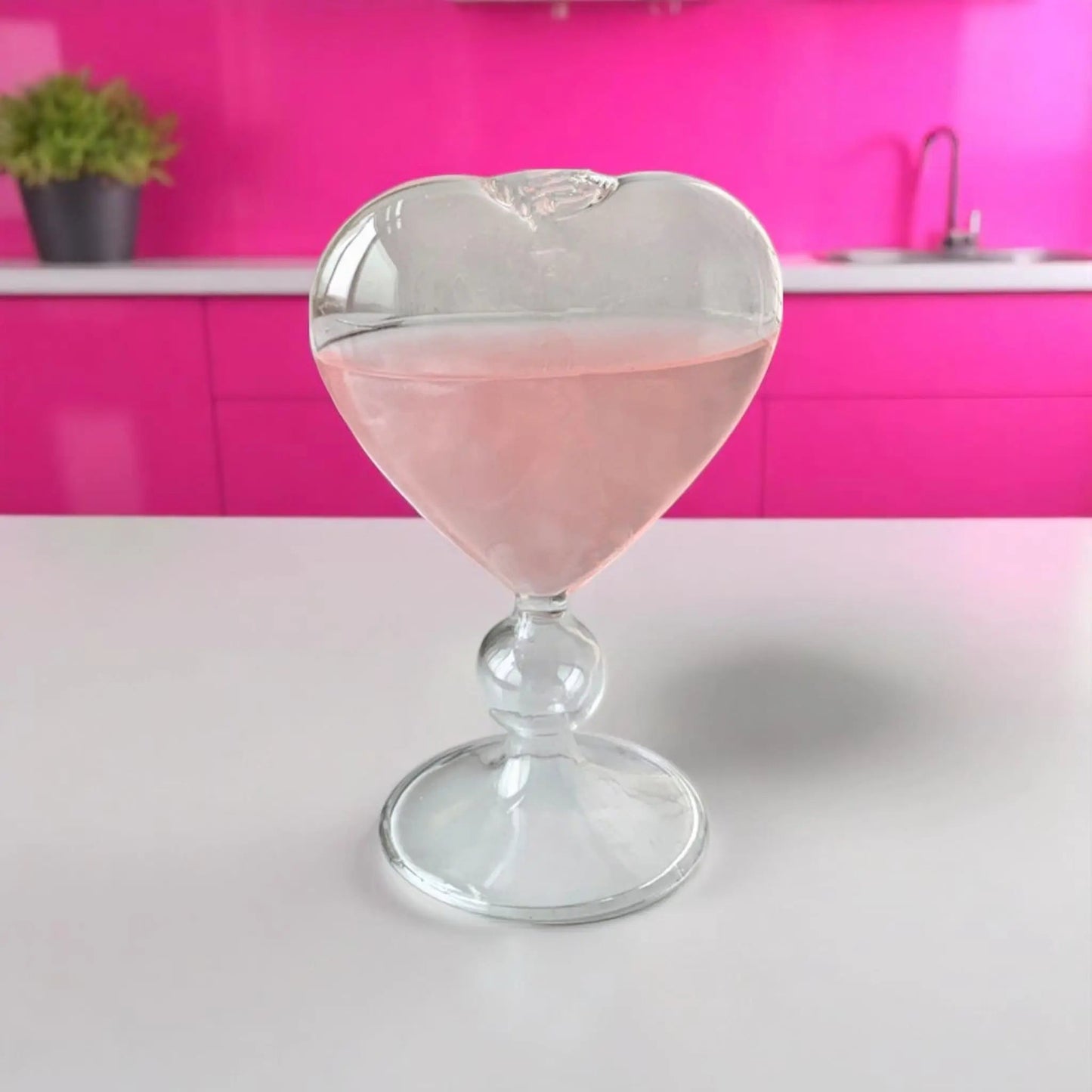 Heart shape wine decanter – creative glass wine dispenser gift Geniogoods