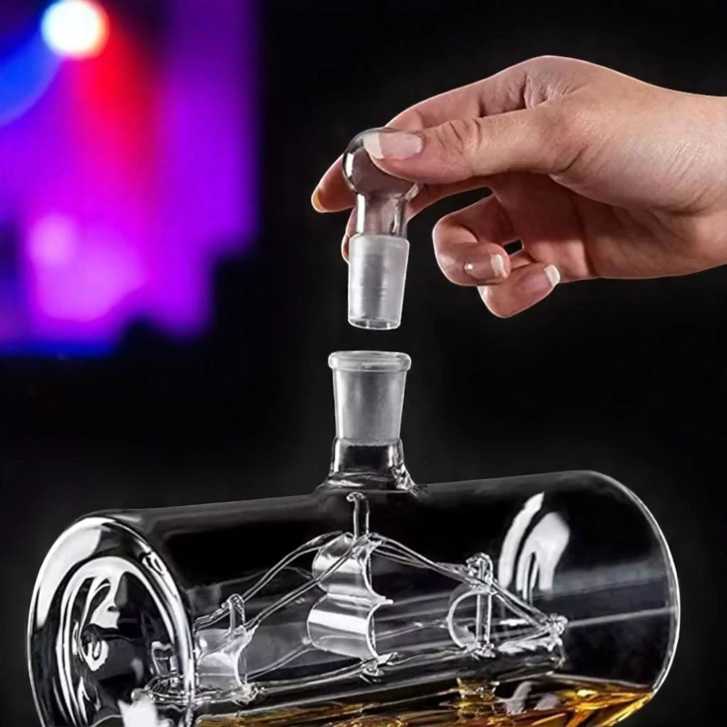 Ship Whiskey Decanter Set – Nautical Gift with Glasses & Base Geniogoods