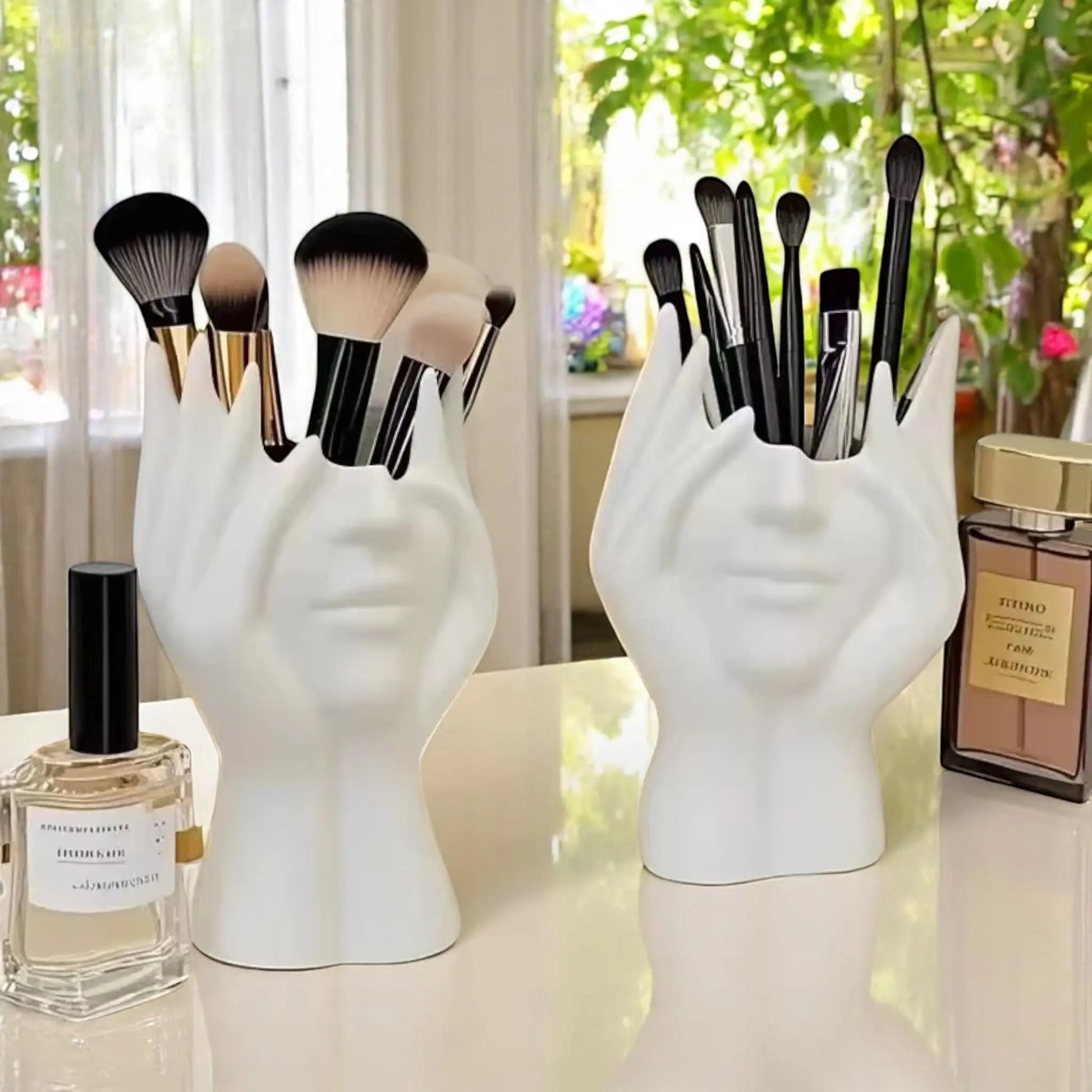 Artistic Desk Organizer – Creative Pen Holder, Brush Stand & Decor  Geniogoods