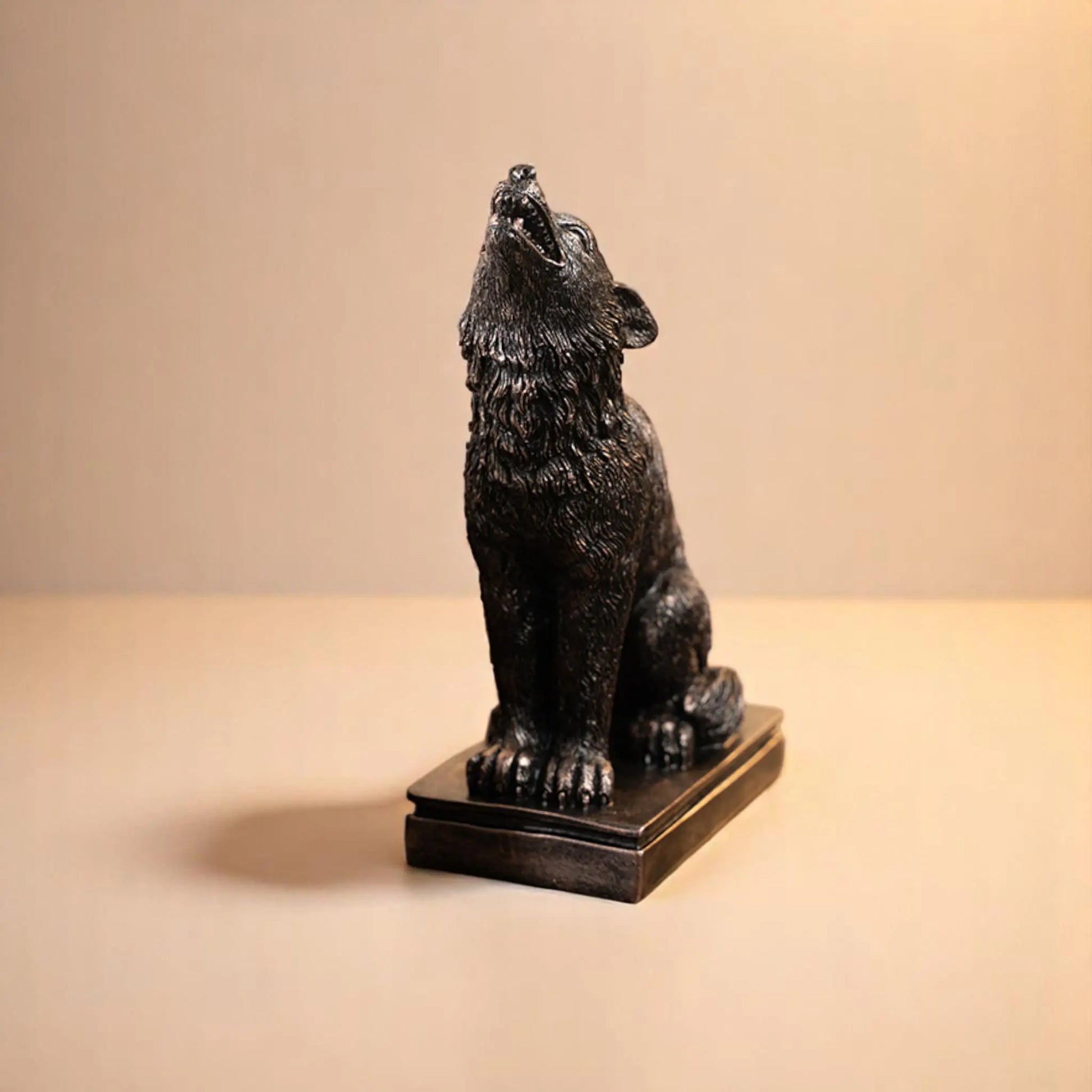 – Halloween Decor with Dark Elegance  Geniogoods