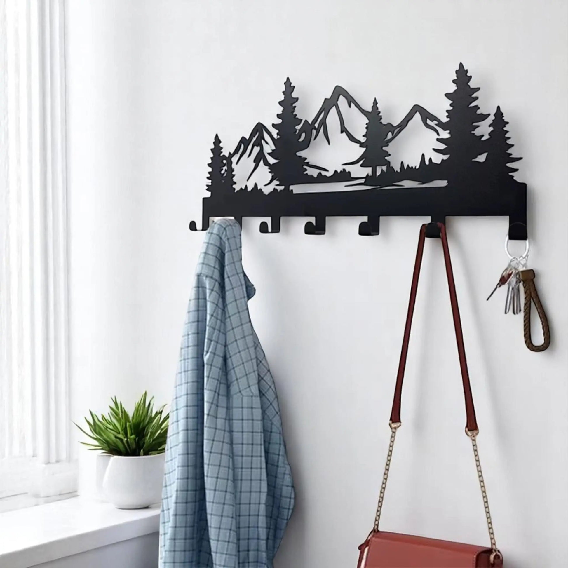 Metal Key Holder Wall Mounted – 7 Hook Decorative Organizer Rack  Geniogoods