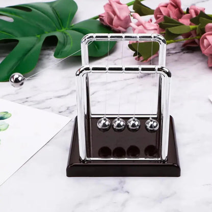 Newton’s Cradle Desk Toy – Classic Science Pendulum for Office & Home Decor