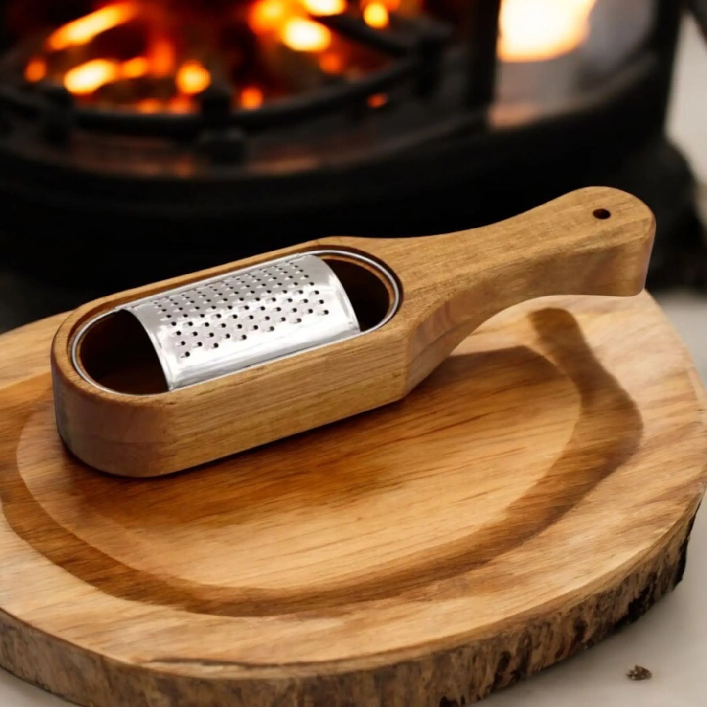 Stainless Steel Cheese Grater with Acacia Wood Collector – Durable & Stylish Geniogoods