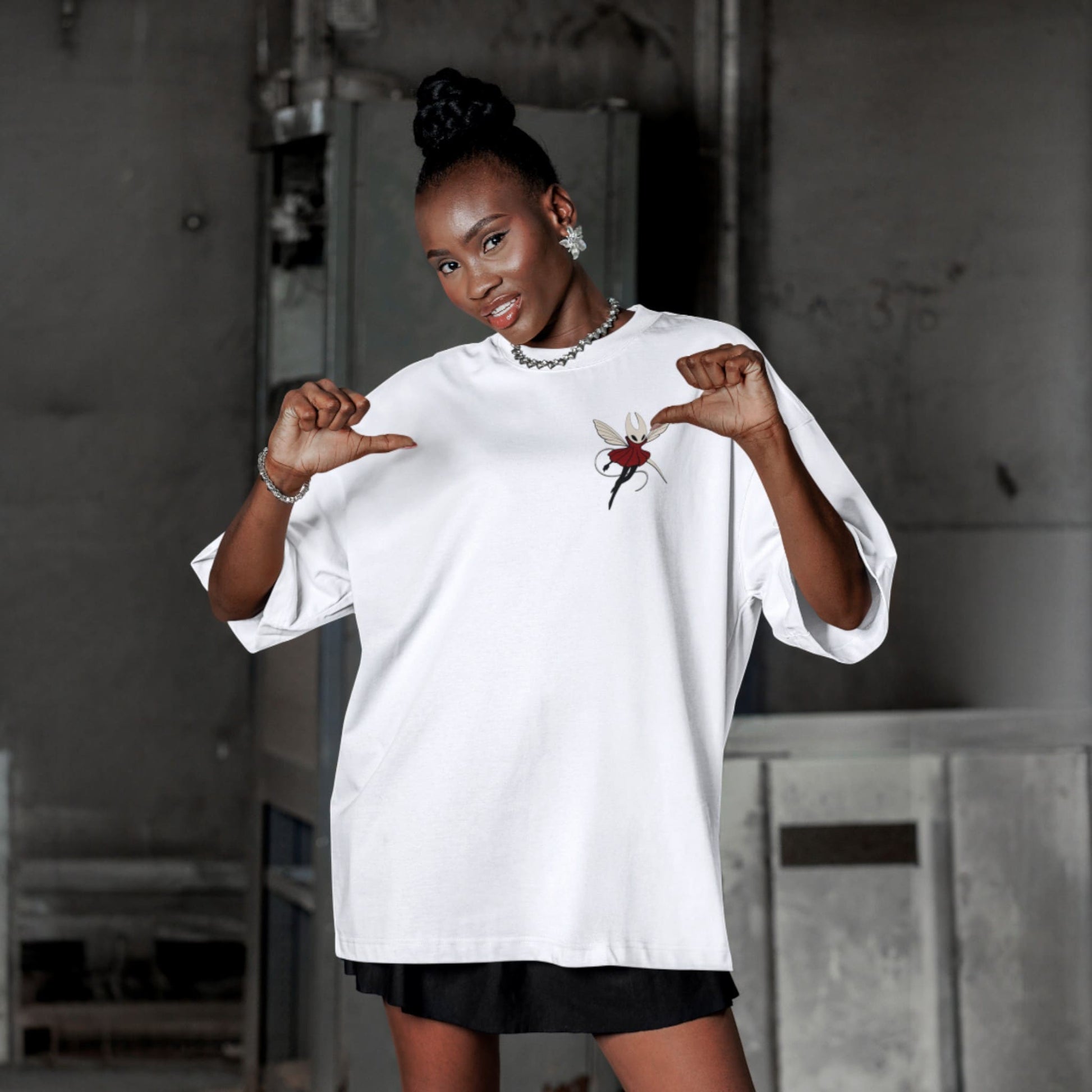 Hollow Knight Silksong Shirt Hornet Flame Tribute – fan-made gamer merch by GenioGoods