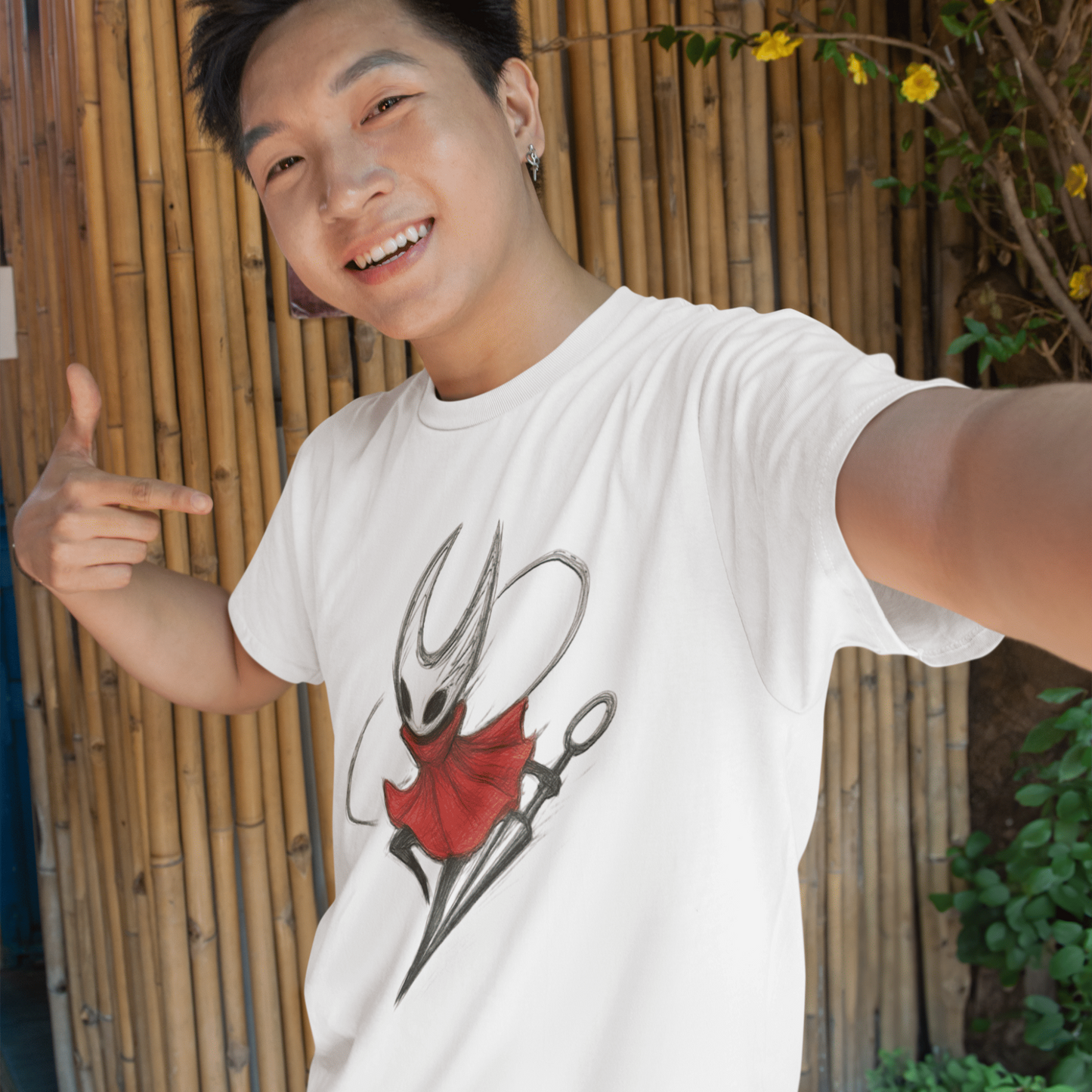 Hornet Silksong T-Shirt – Minimalist Sketch Art Style – fan-made gamer merch by GenioGoods